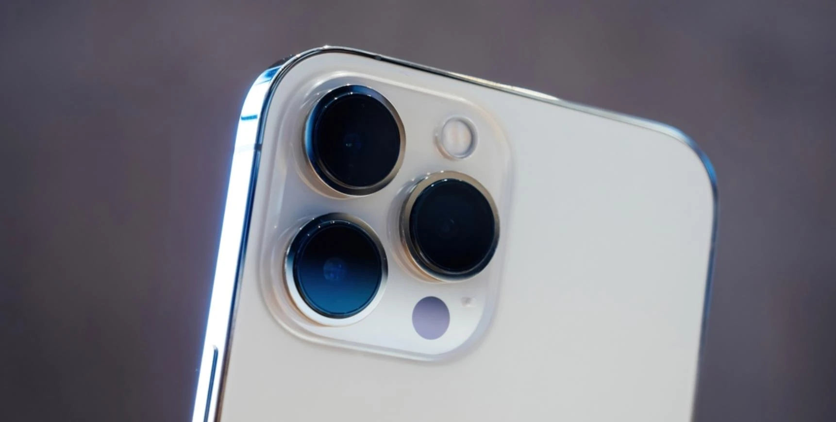 Kameraobjektivschutz Für IPhone 11 Pro/12 Pro | Kratzfestes 9H-Hartglas, Hohe Transparenz – Inkl. 3 Stück, Rosa