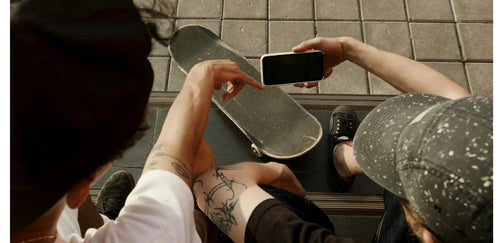 How to DIY Your iPhone 17 Pro Max Cases?