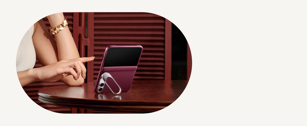 Deep_Burgundy_Vegan_Leather_iPhone_Duo_Magsafe_Case_with_Stand_en_m_A_7image_zM4zKD
